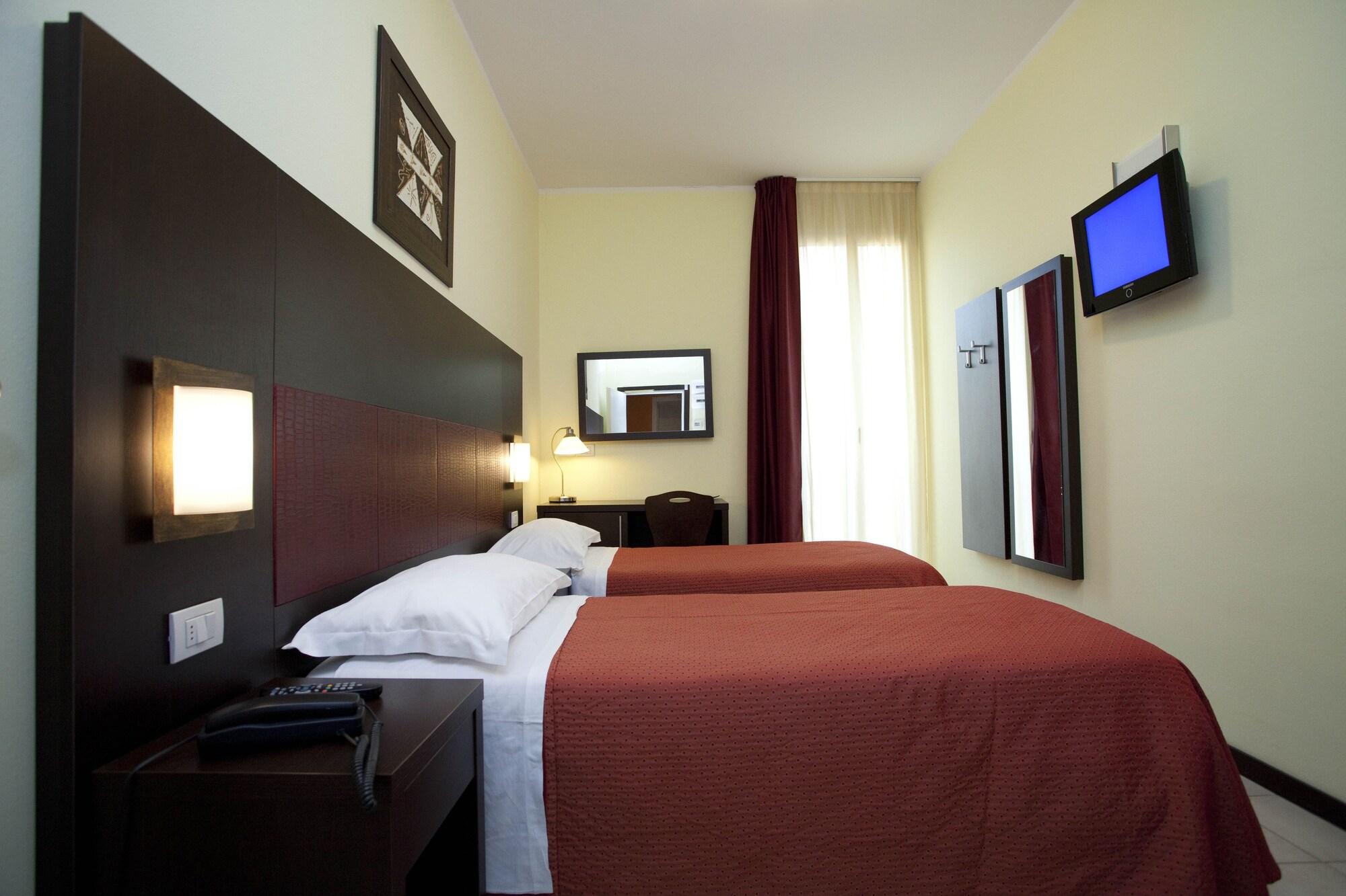 Hotel Alibi Rimini Esterno foto