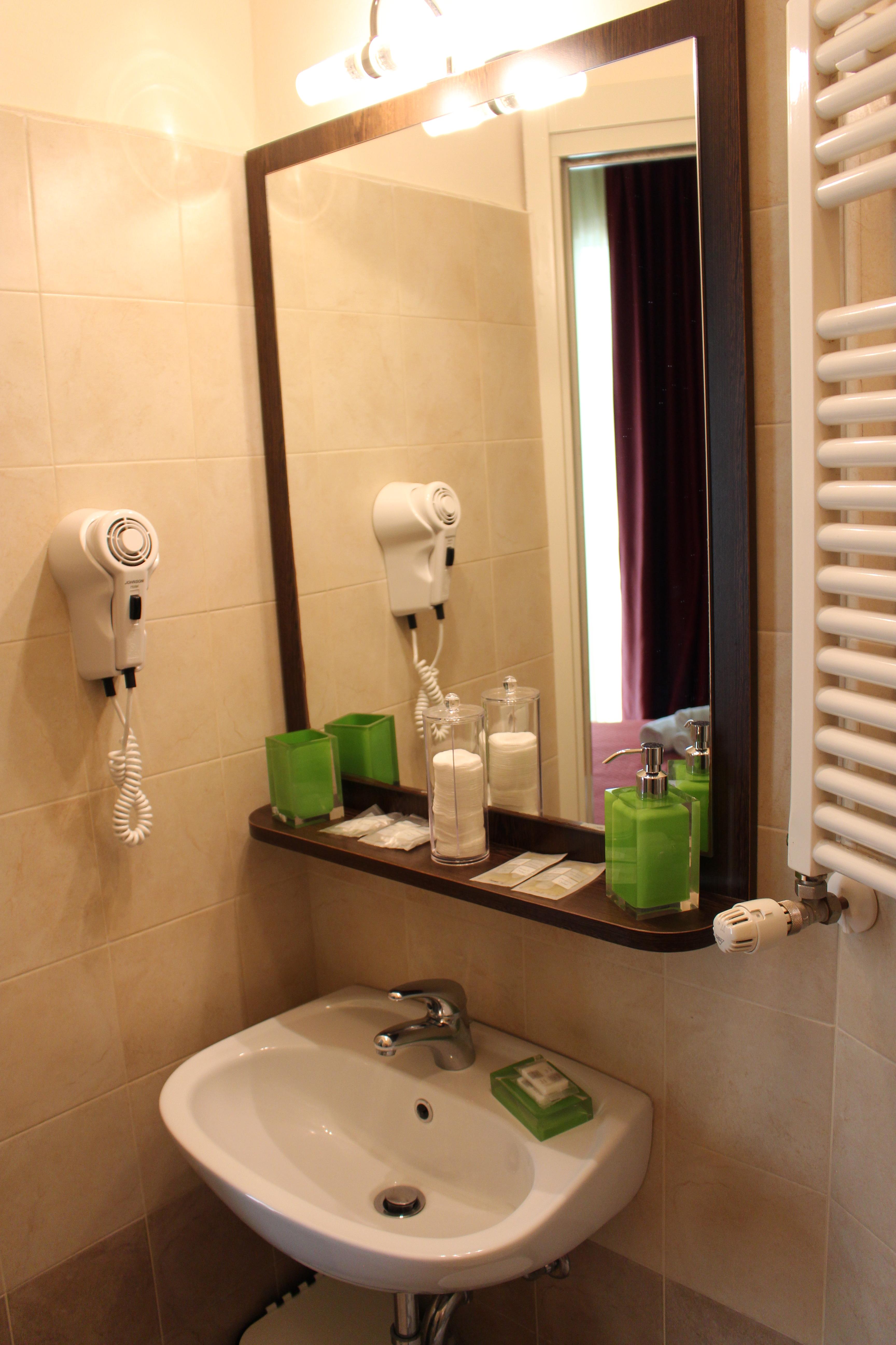 Hotel Alibi Rimini Esterno foto