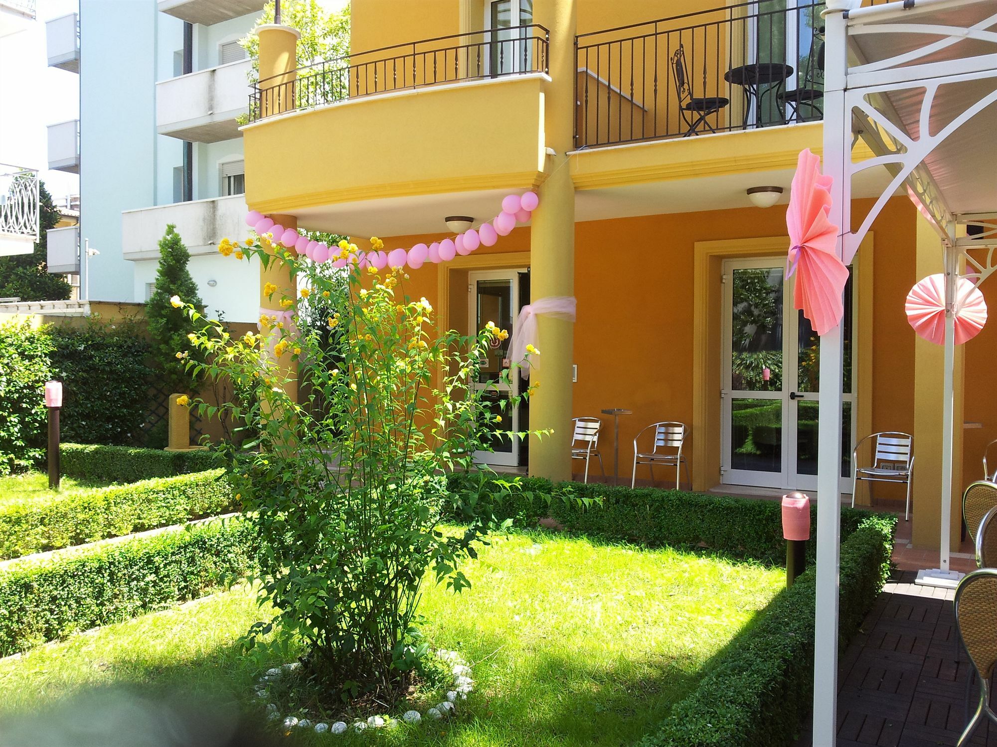 Hotel Alibi Rimini Esterno foto